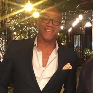 Meet your Posher, Troy